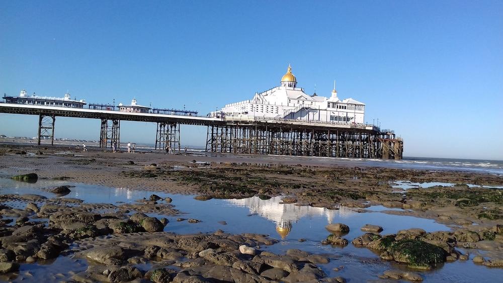 Ebor Lodge Eastbourne Exteriör bild